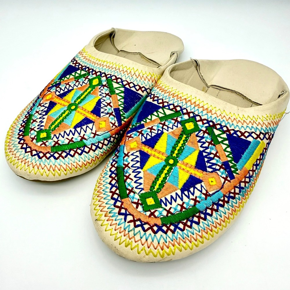 Jawhara Womens Mules 6.5-7 Faux-Leather Babouche Beige Embroidered